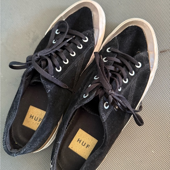 HUF Black Classic Lo Shoes Men’s Size 9 - Picture 2 of 8